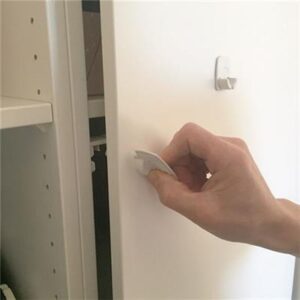 babydan-magnet-cabinet-lock